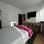 Maison Charmante 别墅 *